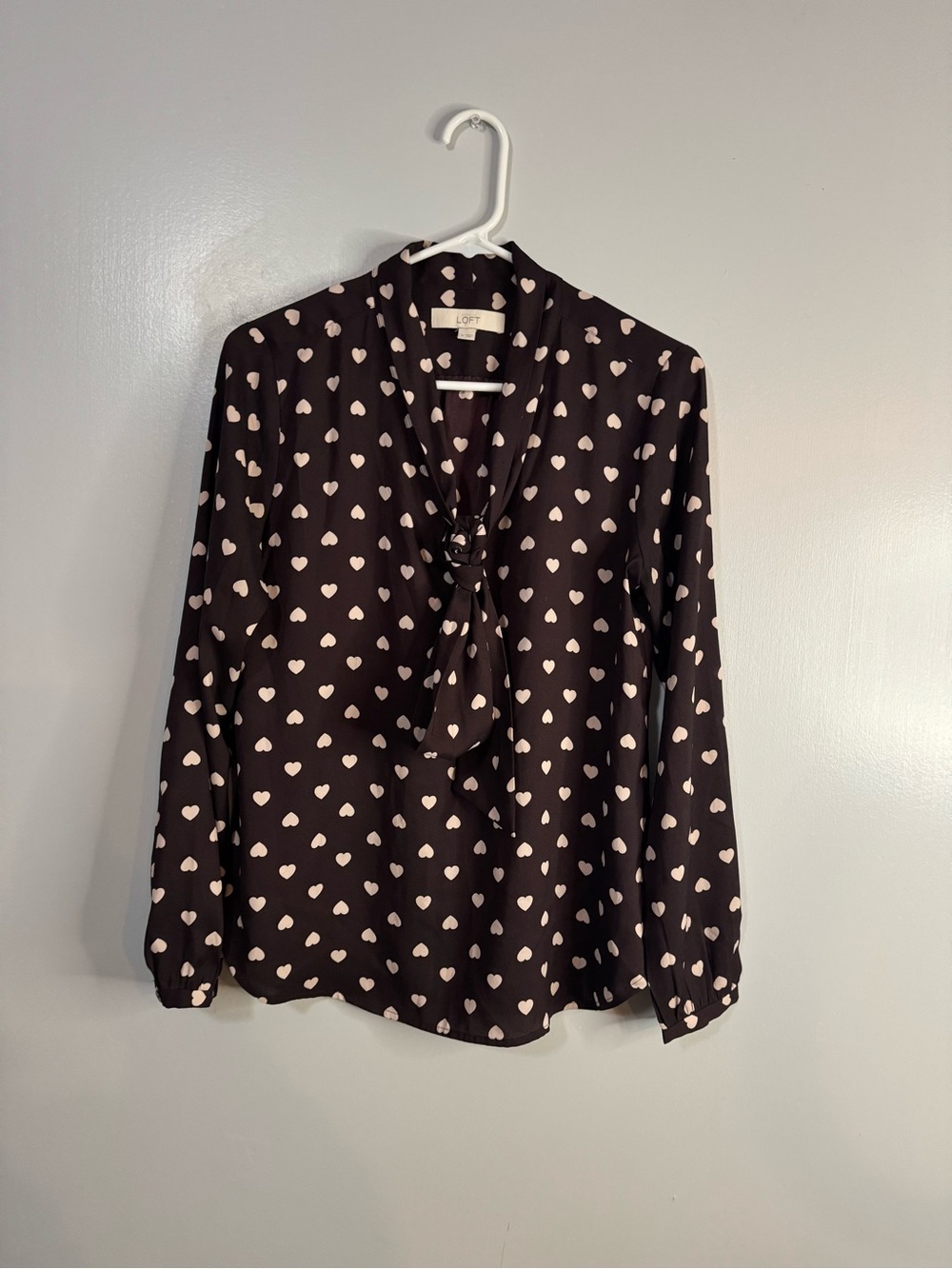 LOFT Deep Purple and White Heart Prints Blouse Size Small